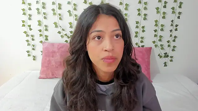 Snapshot of emily_jonessxx chatting on 12, 2, 2026 emily jonessxx online show from 12, 2, 2026