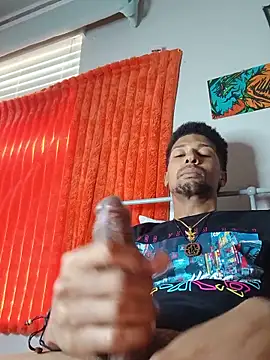 Snapshot of BigPrettyDick777 chatting on 15, 5, 2026 BigPrettyDick777 online show from 15, 5, 2026