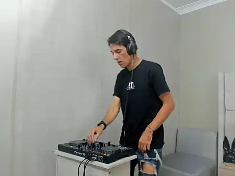 Snapshot of jupiter_333 chatting on 24, 11, 2025 jupiter 333 online show from 24, 11, 2025