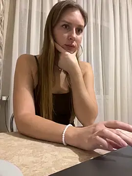 Elina1 online show from 18, 11, 2025