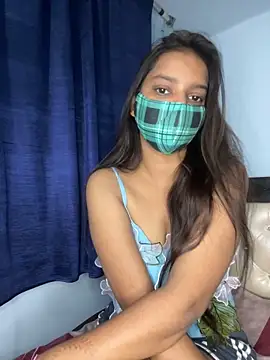 Snapshot of Cute_Marina chatting on 28, 10, 2025 Cute Marina online show from 28, 10, 2025