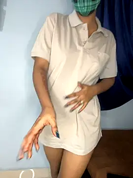 Snapshot of Cute_Marina chatting on 29, 10, 2025 Cute Marina online show from 29, 10, 2025