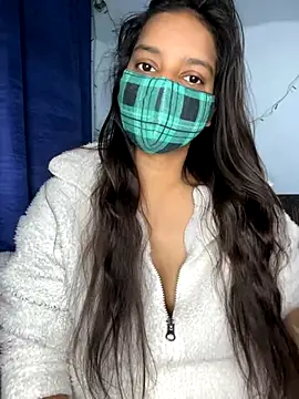 Snapshot of Cute_Marina chatting on 17, 11, 2025 Cute Marina online show from 17, 11, 2025