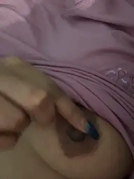 Snapshot of Cute_Marina chatting on 22, 11, 2025 Cute Marina online show from 22, 11, 2025