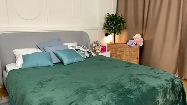 Adele Shy online show from 29, 11, 2025