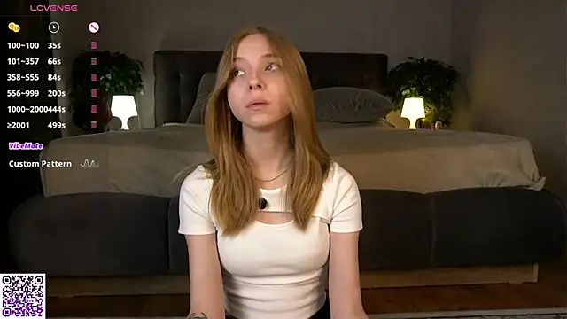 BarbaraViggiani online show from 1, 11, 2025