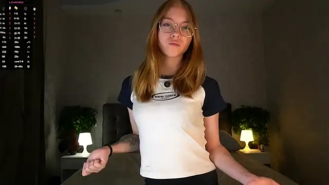 BarbaraViggiani online show from 22, 11, 2025