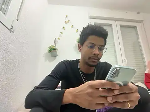 Snapshot of Albert_Madrid chatting on 5, 2, 2026 Albert Madrid online show from 5, 2, 2026
