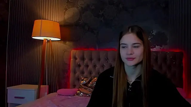 LuisaClover online show from 29, 11, 2025