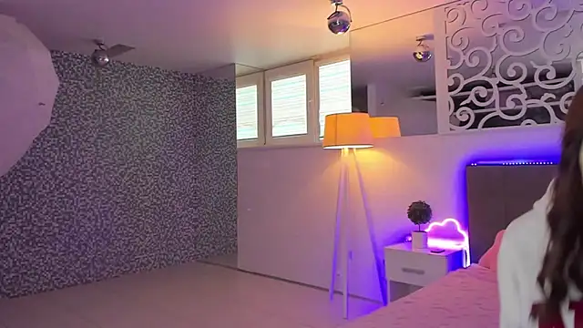 LuisaClover online show from 17, 1, 2026