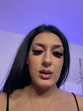 Snapshot of claraseloura chatting on 29, 11, 2025 claraseloura online show from 29, 11, 2025