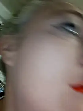 Snapshot of Raven_Fantastic chatting on 24, 10, 2025 Raven Fantastic online show from 24, 10, 2025