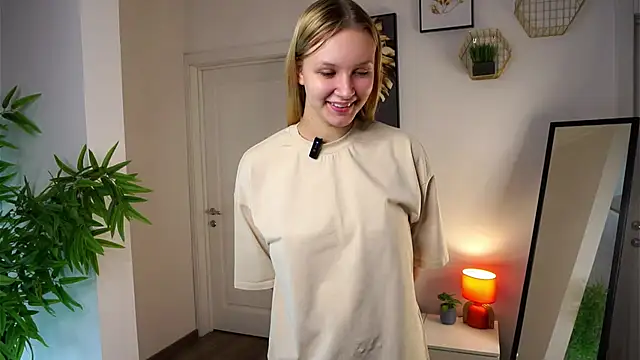 ElissaGlod online show from 27, 10, 2025