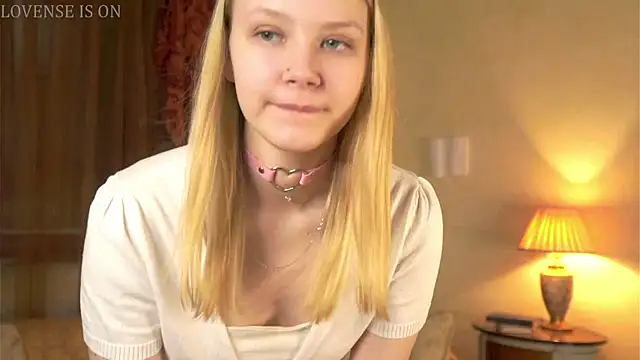 ElissaGlod online show from 21, 12, 2025