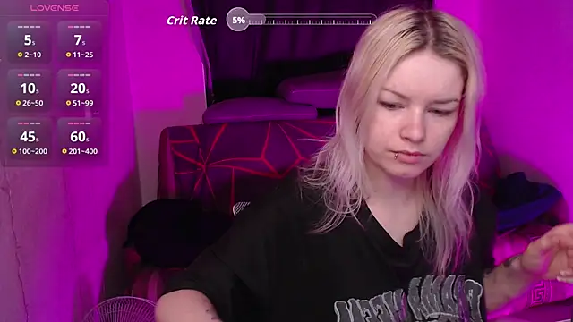 Snapshot of CherryNight6 chatting on 29, 5, 2026 CherryNight6 online show from 29, 5, 2026