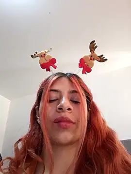 Snapshot of Lunatemptress4 chatting on 1, 12, 2025 Lunatemptress4 online show from 1, 12, 2025