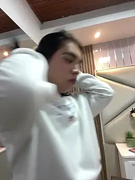 Snapshot of SweetKata_ chatting on 8, 11, 2025 SweetKata online show from 8, 11, 2025