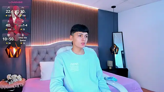 Snapshot of Maxii18_ chatting on 29, 10, 2025 Maxii18 online show from 29, 10, 2025