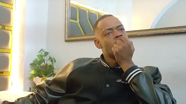 Snapshot of Neytanmalcon chatting on 13, 11, 2025 Neytanmalcon online show from 13, 11, 2025