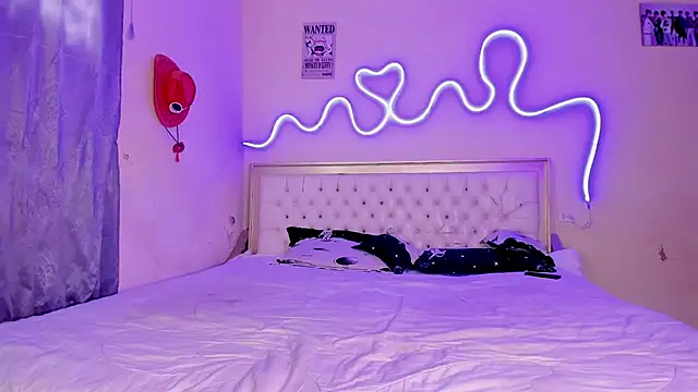 Snapshot of briana_hot03 chatting on 25, 10, 2025 briana hot03 online show from 25, 10, 2025