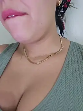 Snapshot of Sexy-girl chatting on 11, 5, 2026 Sexy-girl online show from 11, 5, 2026