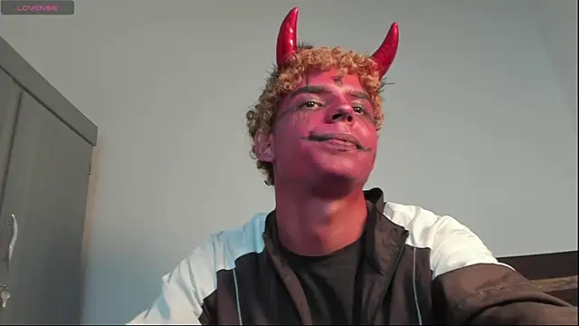 Daark Eros online show from 29, 10, 2025