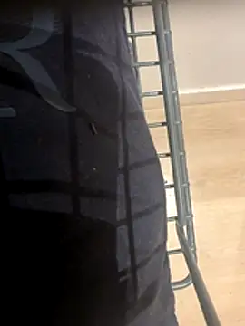 bigDickParis92 online show from 28, 10, 2025