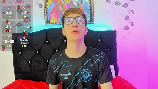 Snapshot of Erick_Taylor3 chatting on 24, 10, 2025 Erick Taylor3 online show from 24, 10, 2025