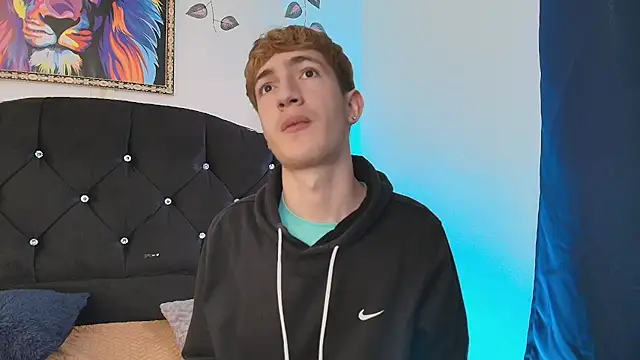 Snapshot of Erick_Taylor3 chatting on 25, 11, 2025 Erick Taylor3 online show from 25, 11, 2025