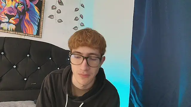 Snapshot of Erick_Taylor3 chatting on 28, 11, 2025 Erick Taylor3 online show from 28, 11, 2025