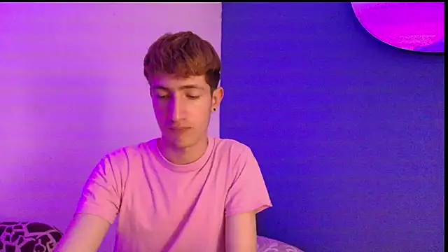 Snapshot of Erick_Taylor3 chatting on 8, 2, 2026 Erick Taylor3 online show from 8, 2, 2026