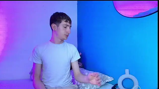 Snapshot of Erick_Taylor3 chatting on 9, 2, 2026 Erick Taylor3 online show from 9, 2, 2026