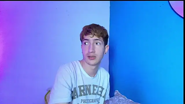 Snapshot of Erick_Taylor3 chatting on 19, 2, 2026 Erick Taylor3 online show from 19, 2, 2026