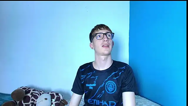 Snapshot of Erick_Taylor3 chatting on 22, 2, 2026 Erick Taylor3 online show from 22, 2, 2026