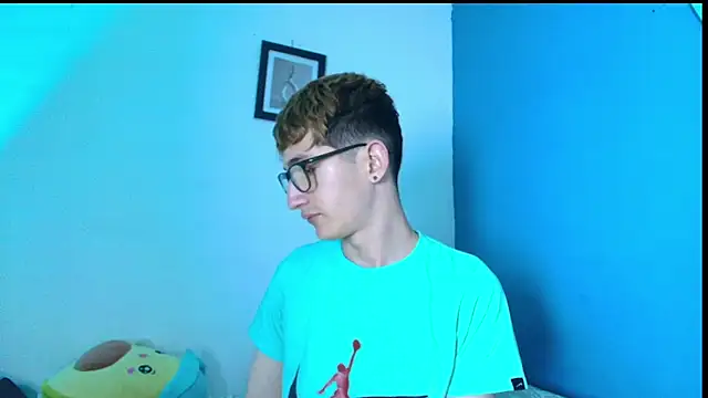 Snapshot of Erick_Taylor3 chatting on 28, 2, 2026 Erick Taylor3 online show from 28, 2, 2026