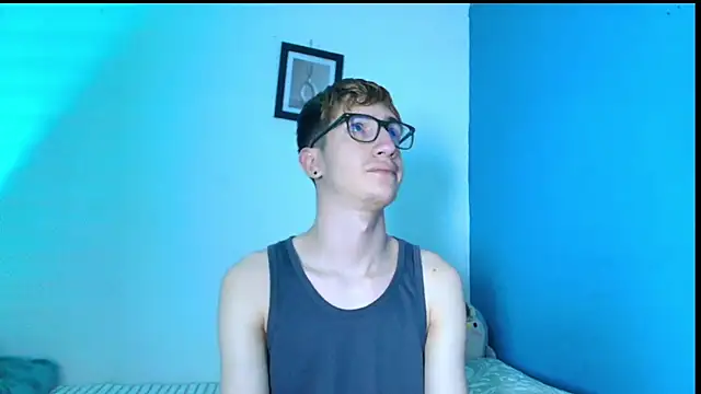 Snapshot of Erick_Taylor3 chatting on 3, 3, 2026 Erick Taylor3 online show from 3, 3, 2026