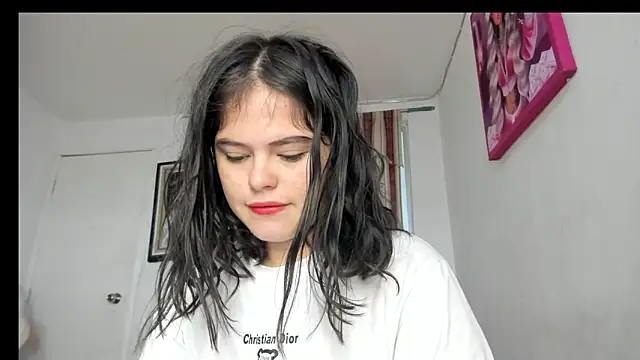 Snapshot of alahia66 chatting on 30, 4, 2026 alahia66 online show from 30, 4, 2026