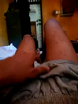 Snapshot of tharuaha chatting on 15, 4, 2026 tharuaha online show from 15, 4, 2026