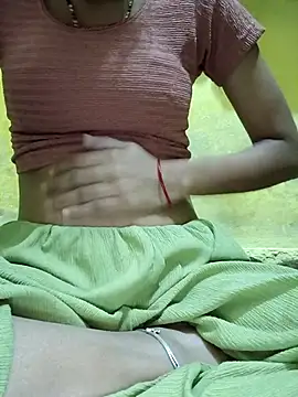 Snapshot of janvi_sharma87 chatting on 17, 11, 2025 janvi sharma87 online show from 17, 11, 2025