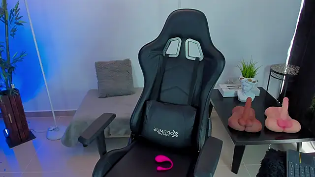 JessicaPratt online show from 12, 3, 2025