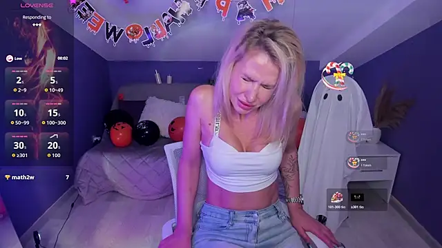 Snapshot of MadamMilly_ chatting on 31, 10, 2025 MadamMilly online show from 31, 10, 2025