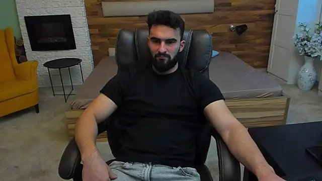 Snapshot of MicahLane chatting on 4, 11, 2025 MicahLane online show from 4, 11, 2025