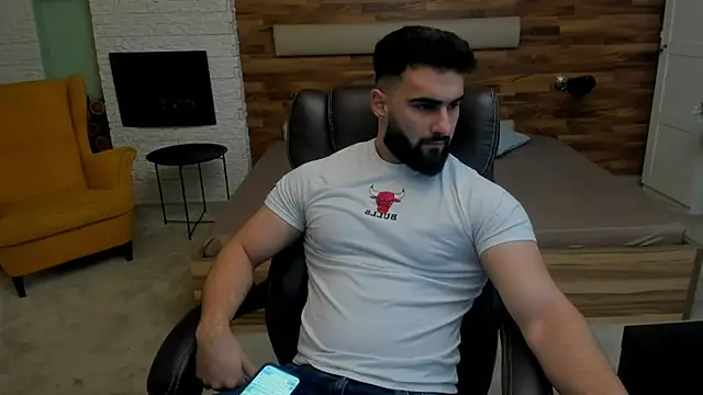 Snapshot of MicahLane chatting on 6, 11, 2025 MicahLane online show from 6, 11, 2025