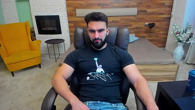 Snapshot of MicahLane chatting on 15, 11, 2025 MicahLane online show from 15, 11, 2025