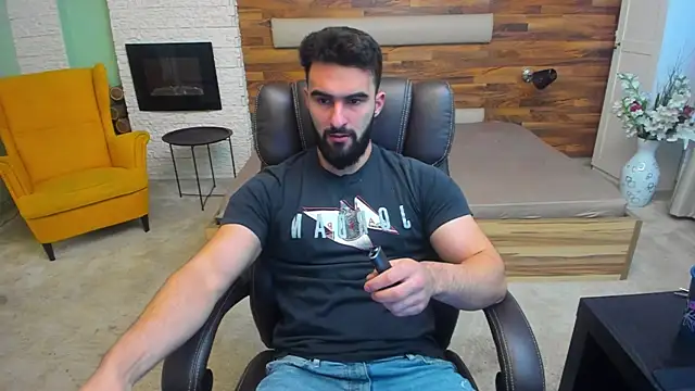 Snapshot of MicahLane chatting on 17, 11, 2025 MicahLane online show from 17, 11, 2025