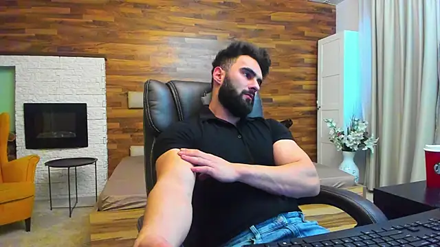 Snapshot of MicahLane chatting on 2, 12, 2025 MicahLane online show from 2, 12, 2025