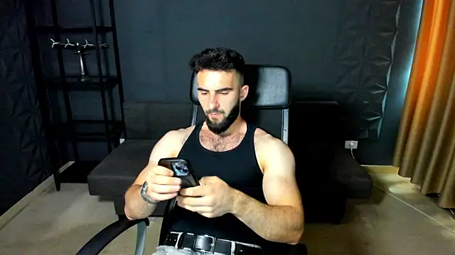 Snapshot of MicahLane chatting on 20, 5, 2026 MicahLane online show from 20, 5, 2026
