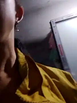 Snapshot of TRIEUTRIEU20 chatting on 27, 10, 2025 TRIEUTRIEU20 online show from 27, 10, 2025