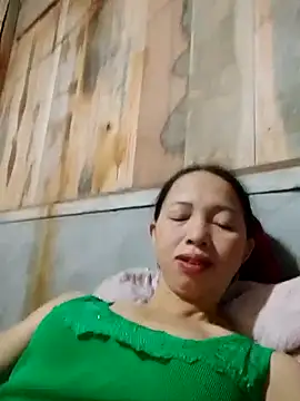 Snapshot of TRIEUTRIEU20 chatting on 4, 11, 2025 TRIEUTRIEU20 online show from 4, 11, 2025