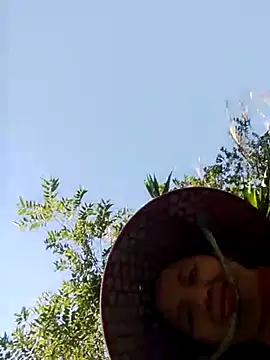 Snapshot of TRIEUTRIEU20 chatting on 30, 11, 2025 TRIEUTRIEU20 online show from 30, 11, 2025